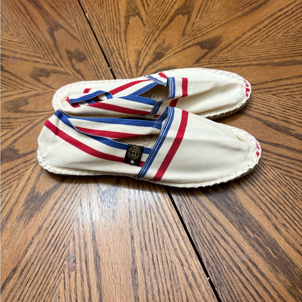 Cream Canvas Slip-On Loafers with Red & Blue Stripe Accent